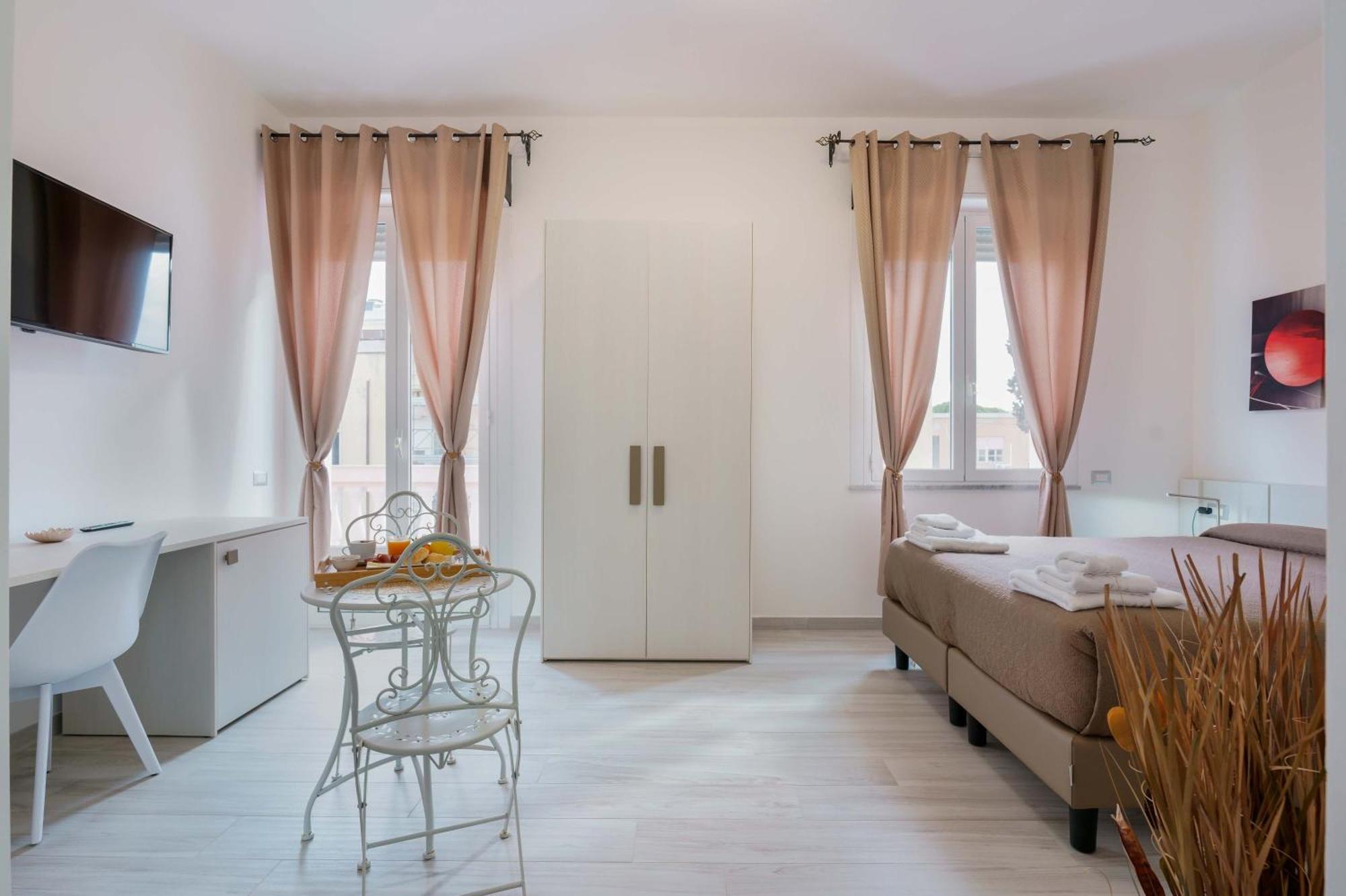 Nue Rooms Кальярі Екстер'єр фото
